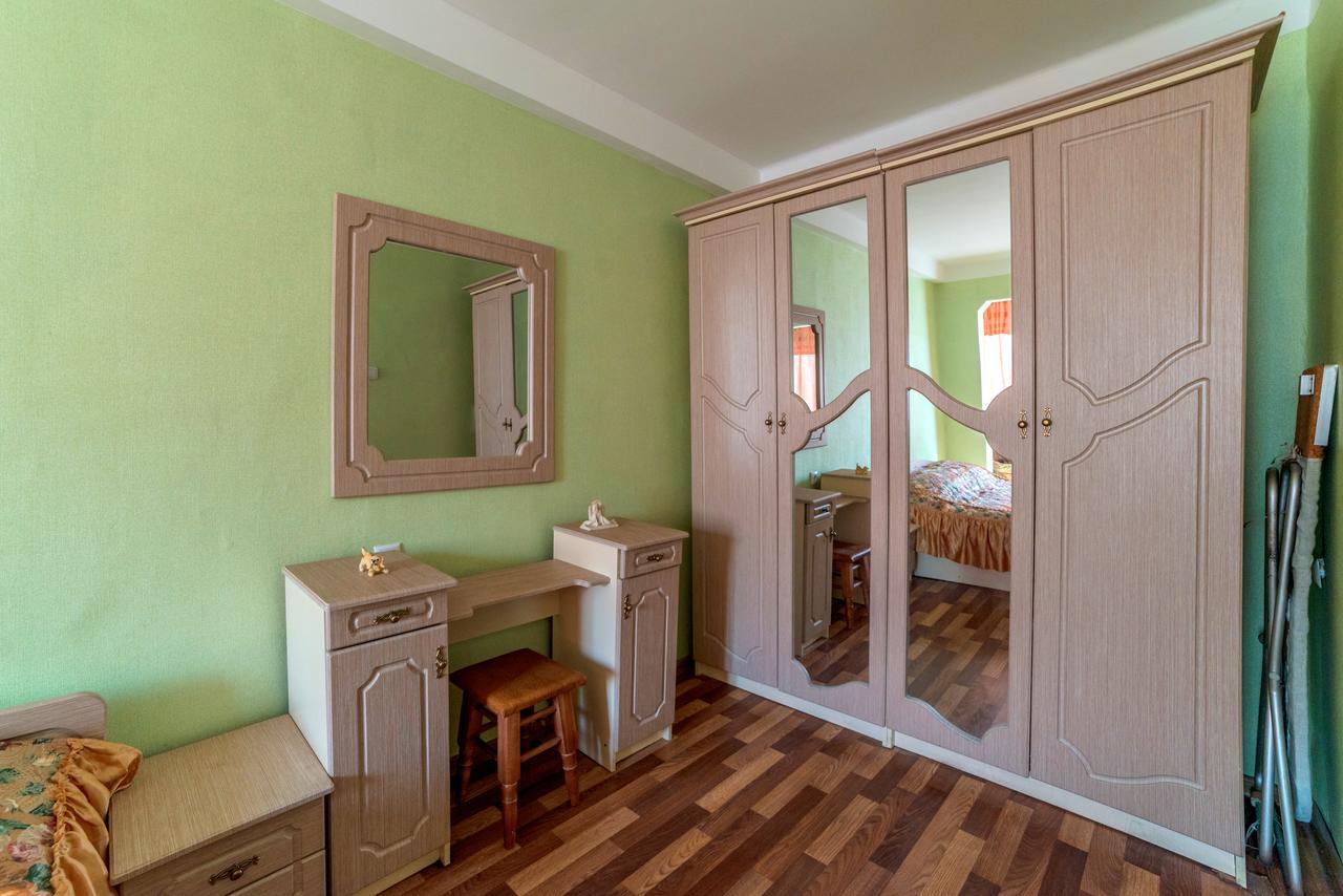 Apartments On Mykilska-Slobidka Kiev Bagian luar foto